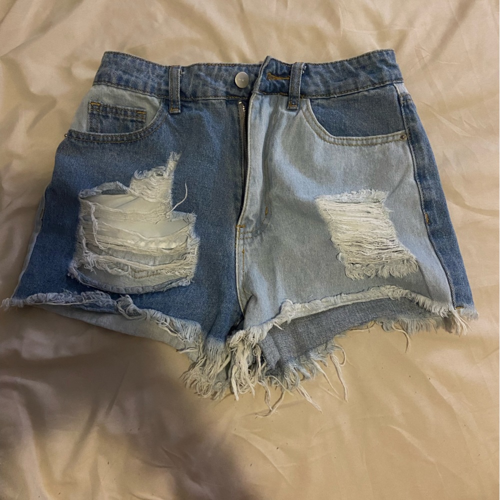 two toned shorts